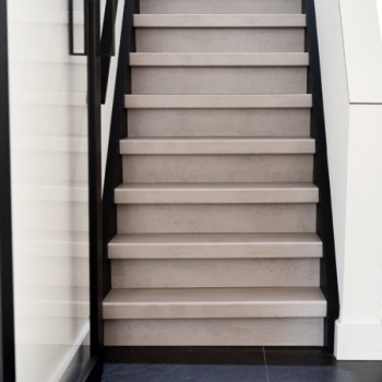 Marche rénovation d'escalier XXL stratifié light grey 1300 x 610 x 56 mm
